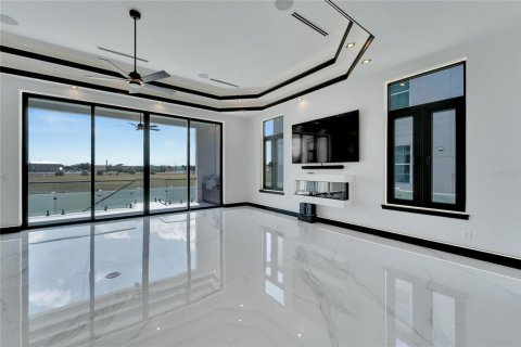 Villa ou maison à vendre à Apollo Beach, Floride: 4 chambres, 326.64 m2 № 1288182 - photo 5