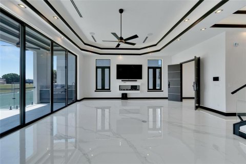Villa ou maison à vendre à Apollo Beach, Floride: 4 chambres, 326.64 m2 № 1288182 - photo 8