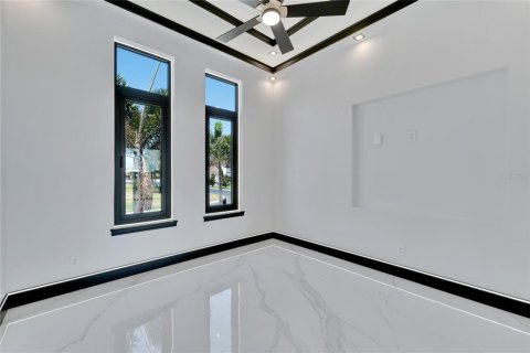 Villa ou maison à vendre à Apollo Beach, Floride: 4 chambres, 326.64 m2 № 1288182 - photo 29