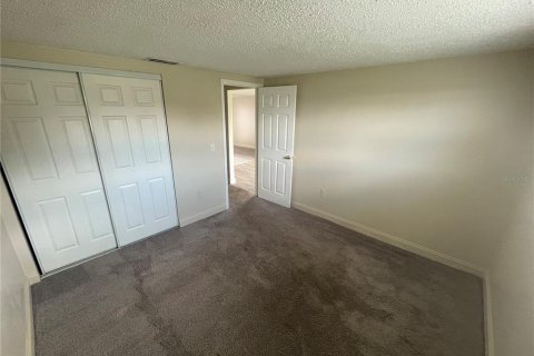 Apartamento en alquiler en New Port Richey, Florida, 2 dormitorios, 74.69 m2 № 1900578 - foto 11