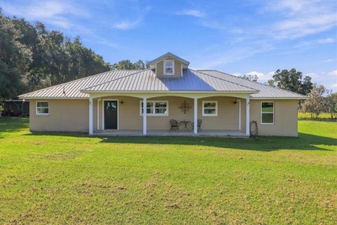 Villa ou maison à Center Hill, Floride 3 chambres, 184.32 m2 № 2431253