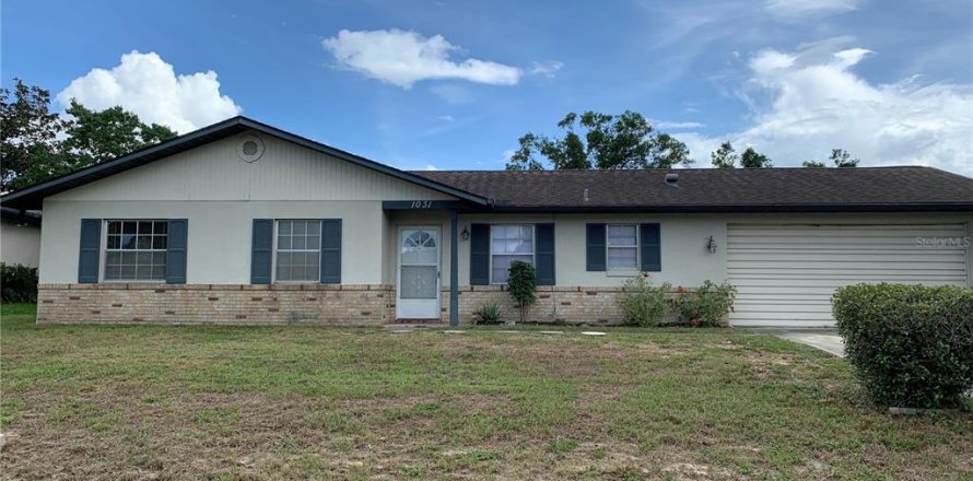 Villa ou maison à Deltona, Floride 2 chambres, 112.69 m2 № 2427138