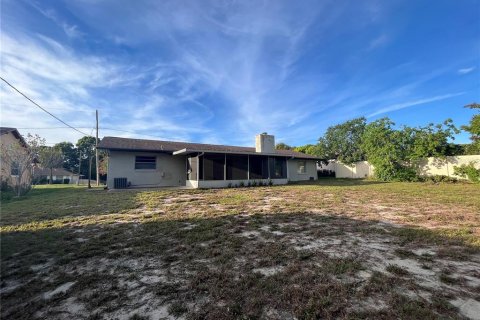 Villa ou maison à louer à Deltona, Floride: 2 chambres, 112.69 m2 № 2427138 - photo 14