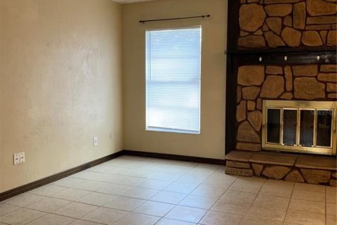 Villa ou maison à louer à Deltona, Floride: 2 chambres, 112.69 m2 № 2427138 - photo 7