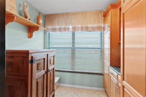 Снять в аренду кондоминиум в Южная Пасадена, Флорида 4 комнаты, 134.24м2, № 1886662 - фото 26