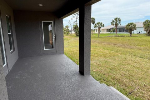 House in Rotonda, Florida 4 bedrooms, 216.46 sq.m. № 1521973 - photo 4
