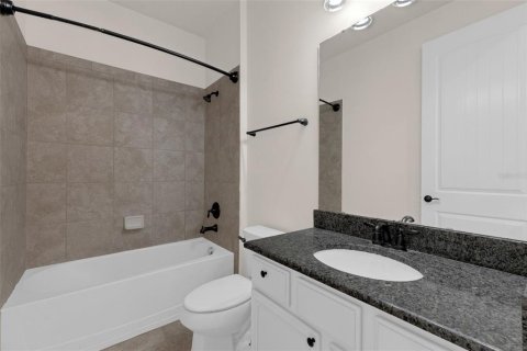 House in Orlando, Florida 3 bedrooms, 215.16 sq.m. № 1873612 - photo 25