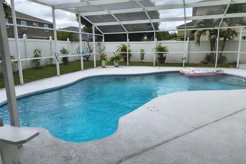 House in Orlando, Florida 4 bedrooms, 202.81 sq.m. № 1882781 - photo 8