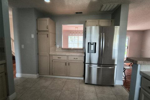 House in Orlando, Florida 4 bedrooms, 202.81 sq.m. № 1882781 - photo 20