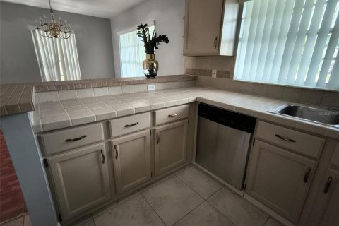 House in Orlando, Florida 4 bedrooms, 202.81 sq.m. № 1882781 - photo 29