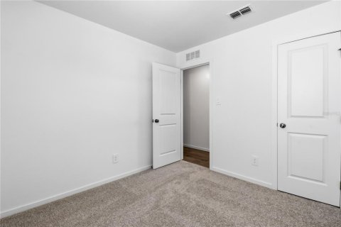 Villa ou maison à louer à Kissimmee, Floride: 4 chambres, 148.64 m2 № 2402838 - photo 17