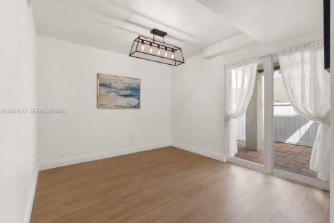 Adosado en alquiler en Miami, Florida, 3 dormitorios, 117.99 m2 № 1996658 - foto 11