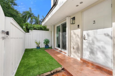 Adosado en alquiler en Miami, Florida, 3 dormitorios, 117.99 m2 № 1996658 - foto 3