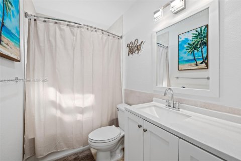 Снять в аренду виллу или дом в Форт-Лодердейл, Флорида 5 спален, 244.43м2, № 1957785 - фото 18