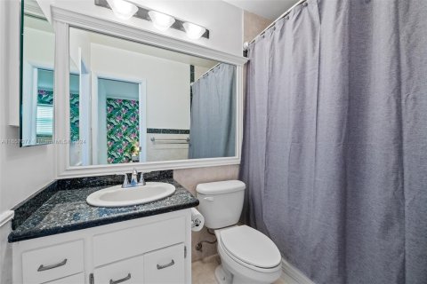 Снять в аренду виллу или дом в Форт-Лодердейл, Флорида 5 спален, 244.43м2, № 1957785 - фото 21