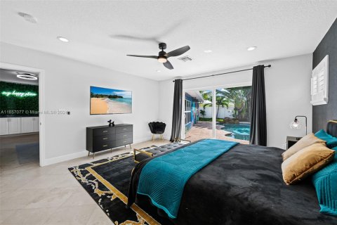 Снять в аренду виллу или дом в Форт-Лодердейл, Флорида 5 спален, 244.43м2, № 1957785 - фото 11