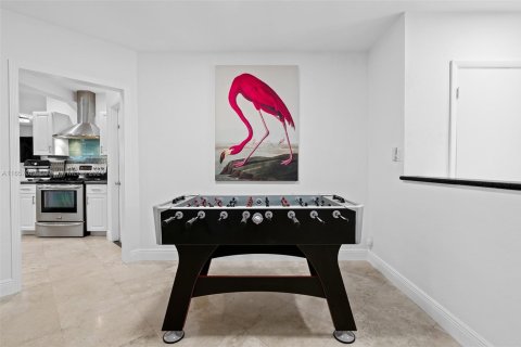 Снять в аренду виллу или дом в Форт-Лодердейл, Флорида 5 спален, 244.43м2, № 1957785 - фото 6