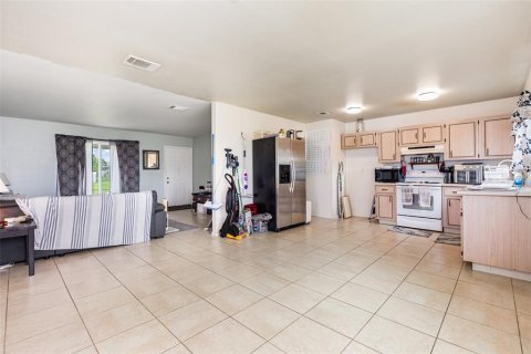 Villa ou maison à vendre à North Port, Floride: 2 chambres, 109.16 m2 № 1903554 - photo 5