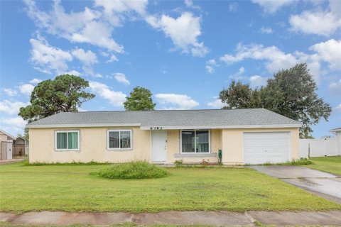 Villa ou maison à vendre à North Port, Floride: 2 chambres, 109.16 m2 № 1903554 - photo 1