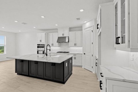 Villa ou maison à vendre à Winter Garden, Floride: 4 chambres, 252.42 m2 № 2427331 - photo 6