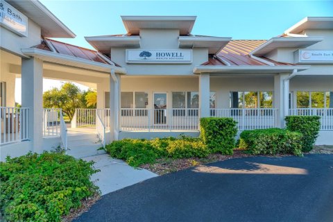 Immobilier commercial à louer à Punta Gorda, Floride № 2414993 - photo 2