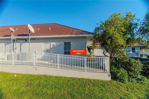 Immobilier commercial à louer à Punta Gorda, Floride № 2414993 - photo 8