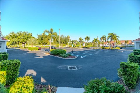 Immobilier commercial à louer à Punta Gorda, Floride № 2414993 - photo 6