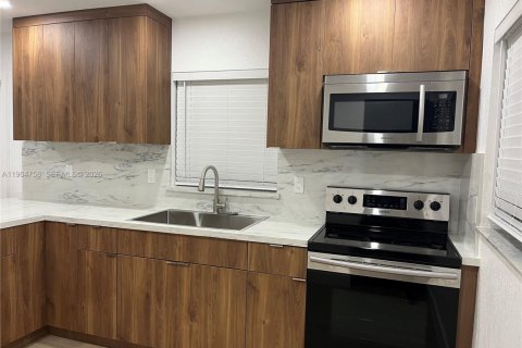 Villa ou maison à louer à Tavernier, Floride: 2 chambres, 156.63 m2 № 2026072 - photo 6