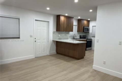 Villa ou maison à louer à Tavernier, Floride: 2 chambres, 156.63 m2 № 2026072 - photo 3