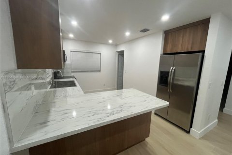 Villa ou maison à louer à Tavernier, Floride: 2 chambres, 156.63 m2 № 2026072 - photo 10