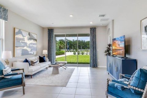 House in Lakewood Ranch, Florida 3 bedrooms, 145.39 sq.m. № 1773346 - photo 8