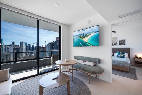 Condo in Miami, Florida, 1 bedroom  № 1943518 - photo 9