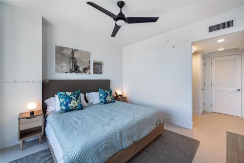 Condo in Miami, Florida, 1 bedroom  № 1943518 - photo 18