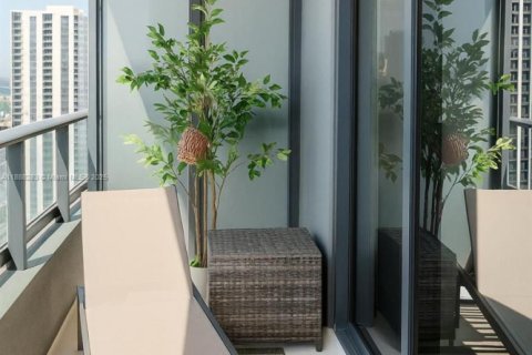 Condo in Miami, Florida, 1 bedroom  № 1943518 - photo 29