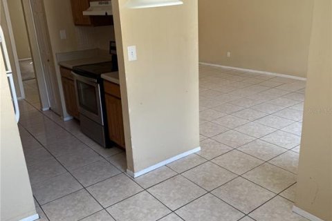 Condo in Tampa, Florida, 1 bedroom  № 1608172 - photo 6