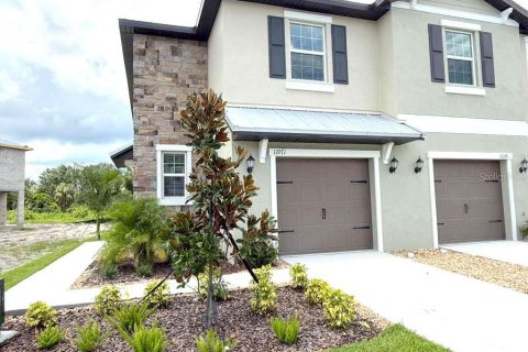 Townhouse in Palmetto, Florida 3 bedrooms, 166.02 sq.m. № 1893605 - photo 3