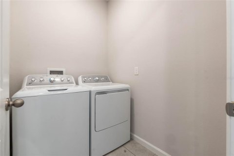 Casa en alquiler en Okahumpka, Florida, 3 dormitorios, 133.5 m2 № 1750230 - foto 18