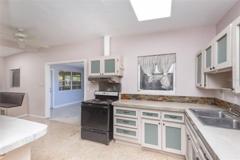 Villa ou maison à vendre à Holly Hill, Floride: 3 chambres, 122.45 m2 № 2142555 - photo 9