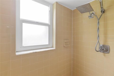 Купить виллу или дом в Гудзон, Флорида 8 комнат, 162.49м2, № 2280276 - фото 16