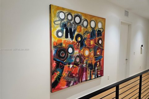 Townhouse in Miami, Florida 4 bedrooms, 230.68 sq.m. № 2053079 - photo 27