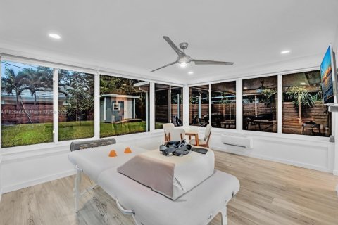 Casa en alquiler en Fort Lauderdale, Florida, 2 dormitorios, 101.73 m2 № 1794776 - foto 9