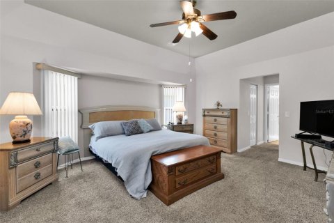 House in Punta Gorda, Florida 3 bedrooms, 199.93 sq.m. № 1900770 - photo 29