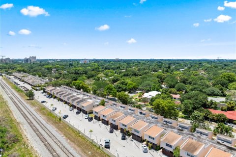 Casa en alquiler en Miami Shores, Florida, 3 dormitorios, 88.44 m2 № 2071316 - foto 25