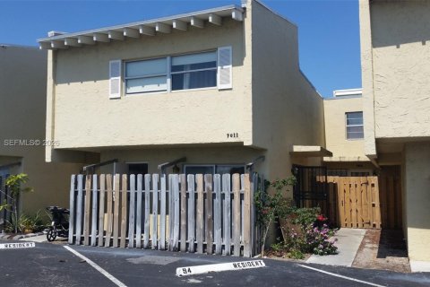 Casa en alquiler en Miami Shores, Florida, 3 dormitorios, 88.44 m2 № 2071316 - foto 16
