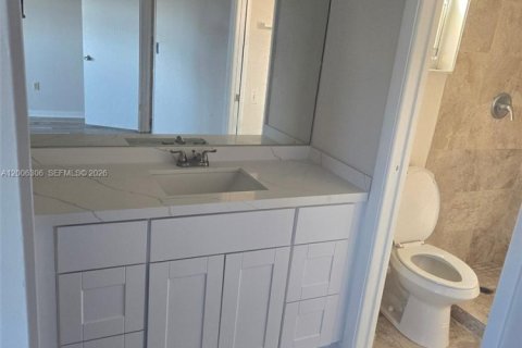 Casa en alquiler en Miami Shores, Florida, 3 dormitorios, 88.44 m2 № 2071316 - foto 5