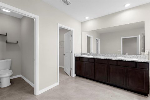 House in Wimauma, Florida 4 bedrooms, 254.37 sq.m. № 1772722 - photo 18