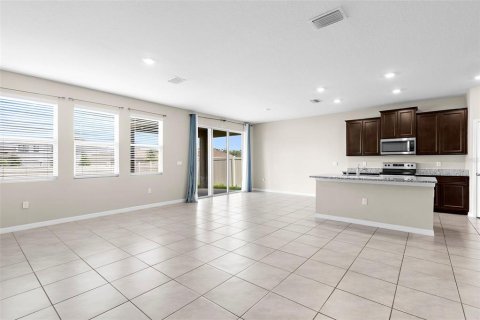 House in Wimauma, Florida 4 bedrooms, 254.37 sq.m. № 1772722 - photo 14