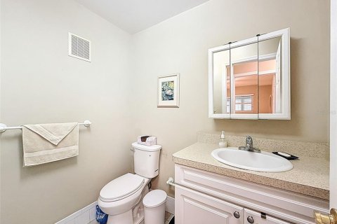 Condo in New Port Richey, Florida, 2 bedrooms  № 1690893 - photo 26
