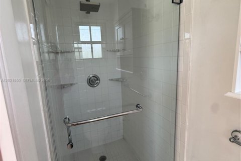 Villa ou maison à louer à Key Largo, Floride: 4 chambres, 182.83 m2 № 2328628 - photo 20