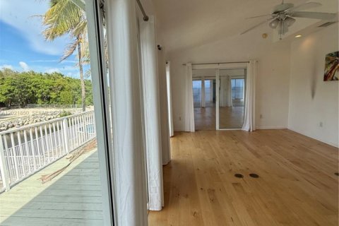 Villa ou maison à louer à Key Largo, Floride: 4 chambres, 182.83 m2 № 2328628 - photo 17